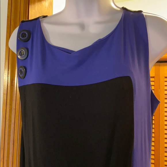 Dress - Picture 3 of 5